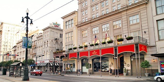 3 Nights @ The Crowne Plaza With Party Pass